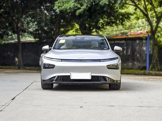 Xpeng P7 Midsize Sedan Electric Car 196KW 5 Seats 4 Wheel Auto Electric Car