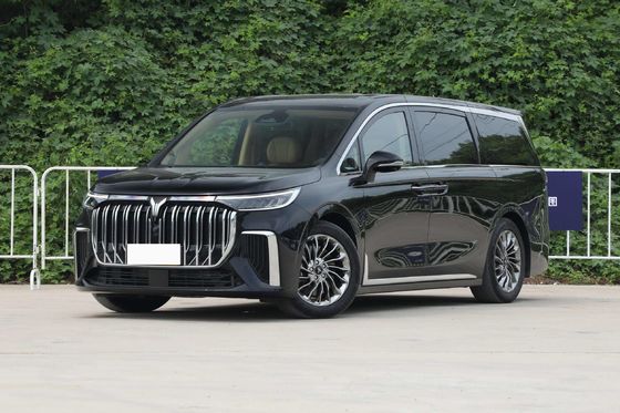PHEV Plug In Hybrid Electric Vehicle 1.5T 4WD MPV EV Car 200km/H VOYAH DREAMER