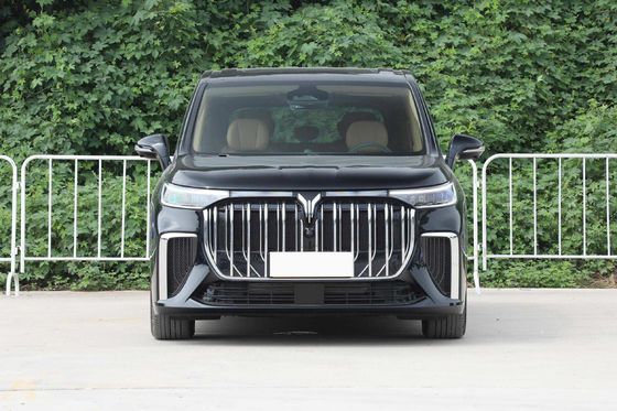 PHEV Plug In Hybrid Electric Vehicle 1.5T 4WD MPV EV Car 200km/H VOYAH DREAMER