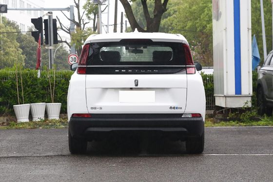 High Performance 5 Seater MPV Electric Car 5 Doors New Energy Benteng NAT 419KM