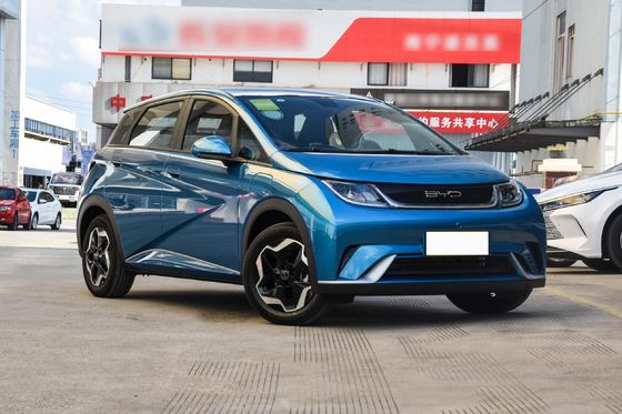 301KM Range Durable BYD New Energy Vehicles Four Wheel Drive 70kW